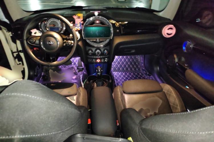 Used MINI 2018 1.5T COOPER Classic Edition Center Console