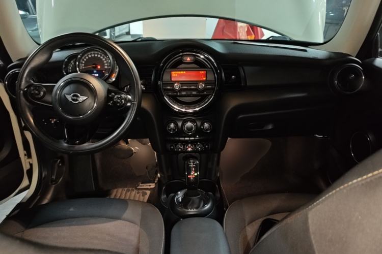 Used MINI 2018 1.5T ONE PLUS Center Console