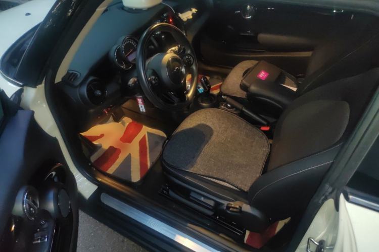 Used MINI 2018 1.5T ONE PLUS Driver Seat