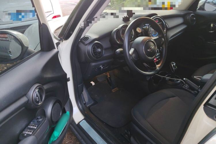 Used MINI 2018 1.5T ONE Five-Door Edition Driver Seat
