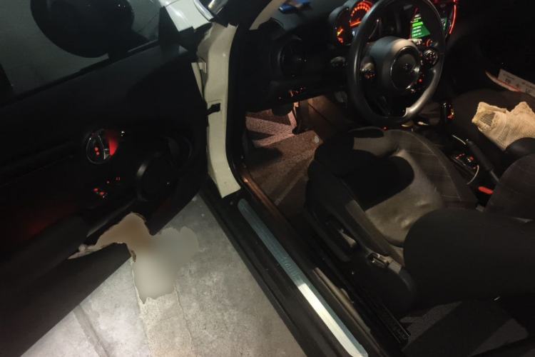 Used MINI 2018 1.5T COOPER Classic Edition Driver Seat
