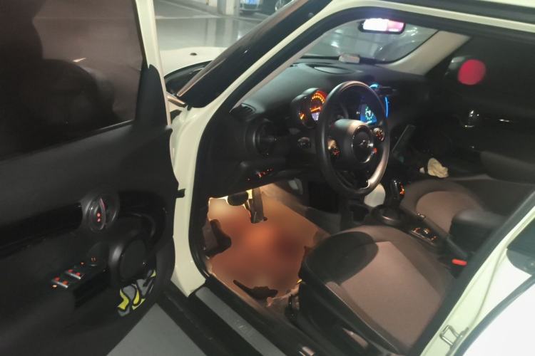 Used MINI 2018 1.5T ONE PLUS Five-Door Edition Driver Seat