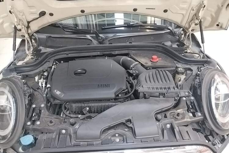 Used MINI 2018 1.5T COOPER Classic Edition Engine Bay