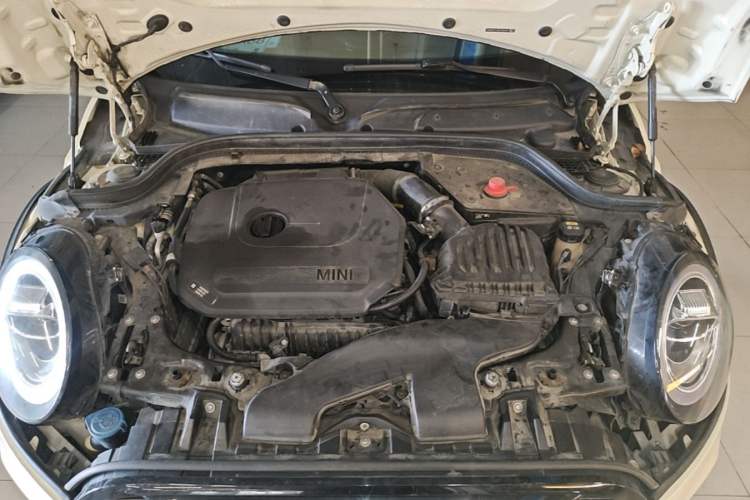 Used MINI 2018 1.5T ONE PLUS Engine Bay