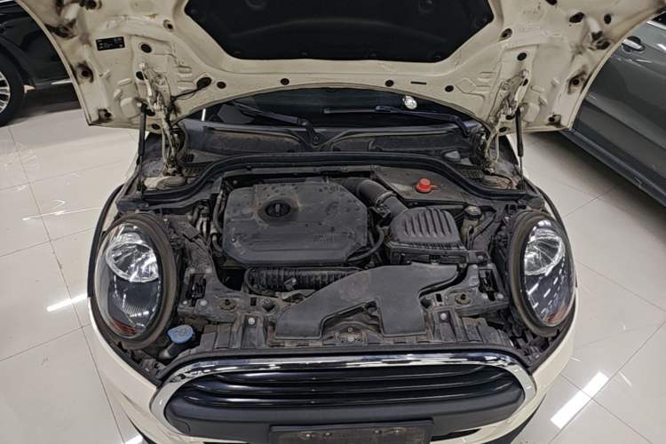 Used MINI 2018 1.5T ONE PLUS Engine Bay