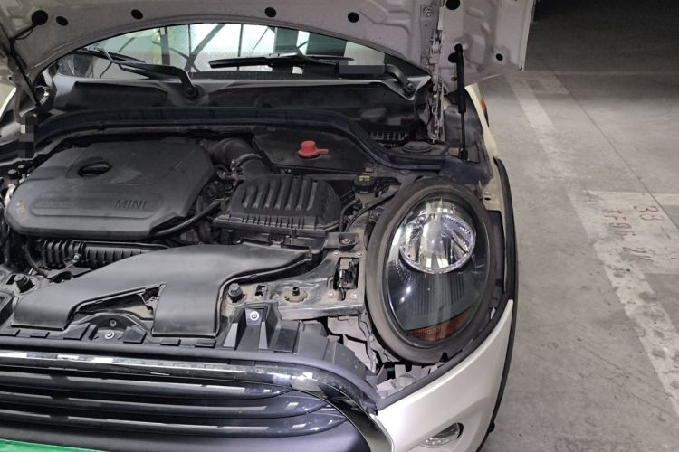 Used MINI 2018 1.5T ONE Five-Door Edition Engine Bay Left