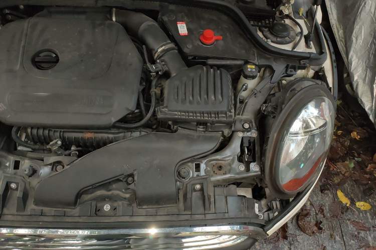 Used MINI 2018 1.5T ONE Five-Door Edition Engine Bay Left