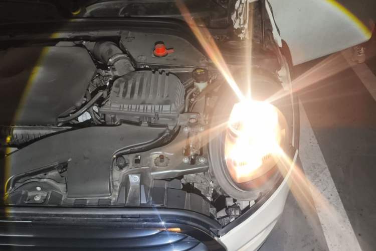 Used MINI 2018 1.5T ONE PLUS Five-Door Edition Engine Bay Left