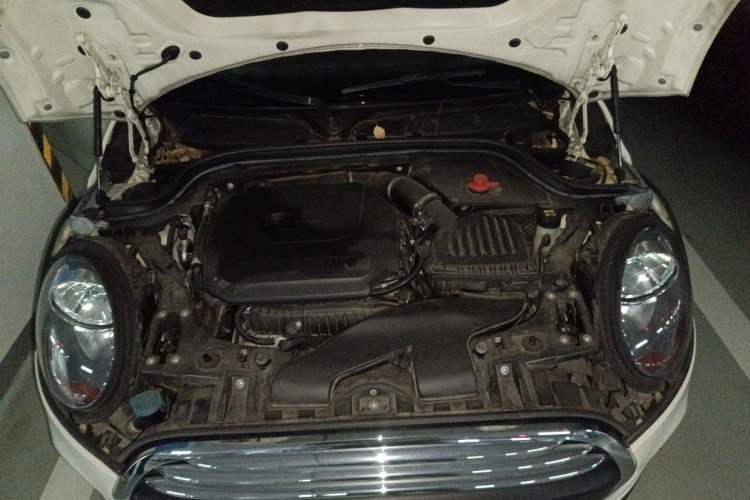 Used MINI 2018 1.5T ONE Engine Bay