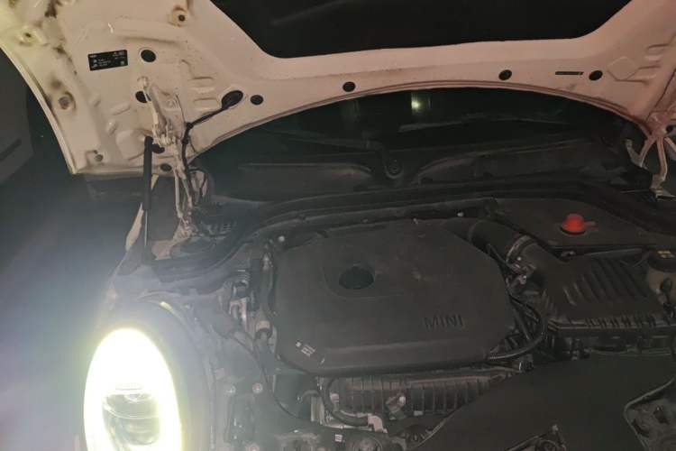 Used MINI 2018 1.5T COOPER Classic Edition Five-Door Version Engine Bay Right