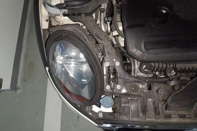 Used MINI 2018 1.5T ONE Engine Bay Right