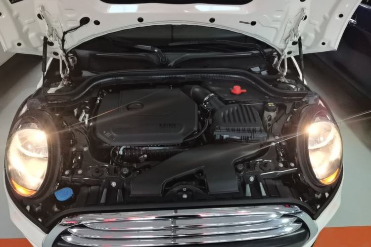 Used MINI 2018 1.5T ONE PLUS Engine Bay