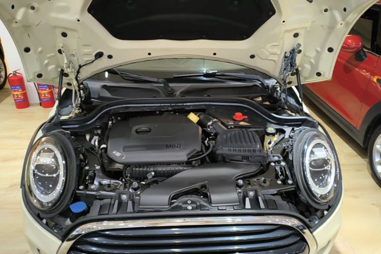 Used MINI 2018 1.5T COOPER Classic Edition Engine Bay