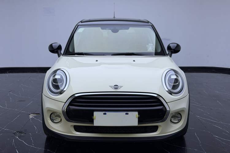 Used MINI 2018 1.5T COOPER Classic Edition Five-Door Version Exterior 1