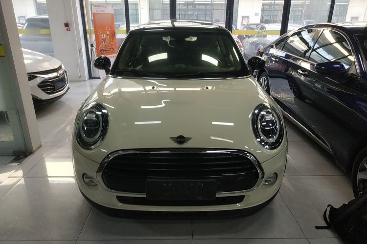 Used MINI 2018 1.5T COOPER Artist Exterior 1