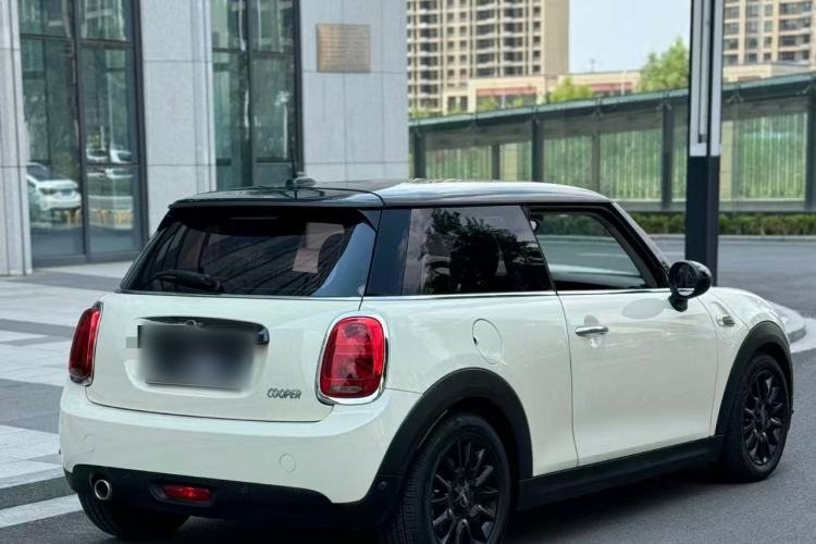 Used MINI 2018 1.5T COOPER Classic Edition Exterior 3