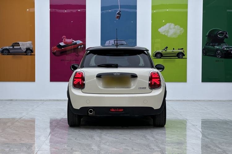 Used MINI 2018 1.5T COOPER Classic Edition Exterior 4