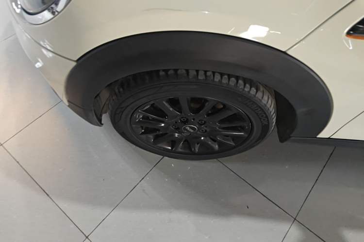 Used MINI 2018 1.5T ONE PLUS Five-Door Edition Exterior 4