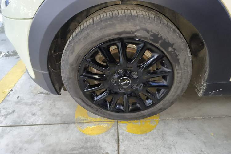 Used MINI 2018 1.5T ONE PLUS Exterior 4