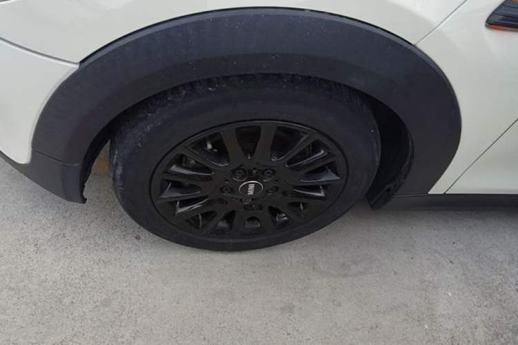 Used MINI 2018 1.5T ONE PLUS Exterior 4