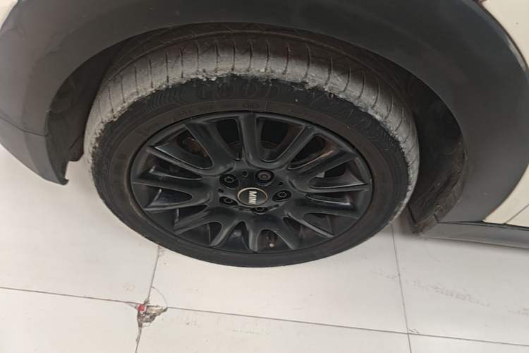 Used MINI 2018 1.5T ONE PLUS Five-Door Edition Exterior 4