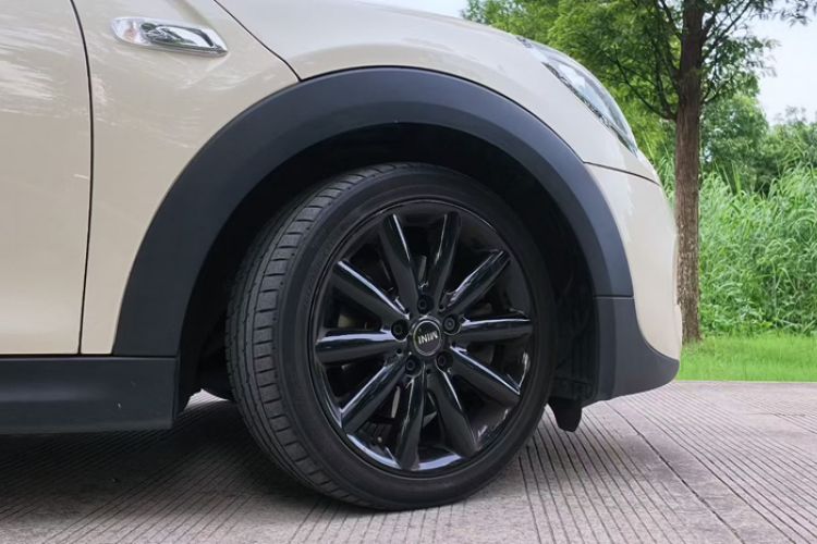 Used MINI 2018 2.0T COOPER S Classic Edition Exterior 5