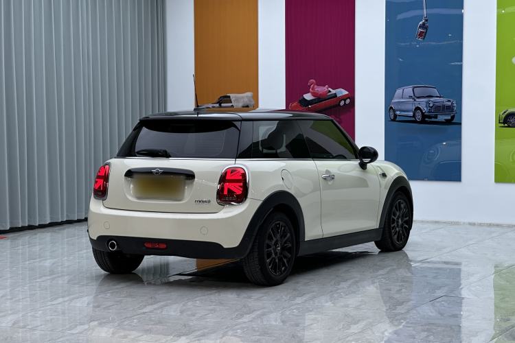 Used MINI 2018 1.5T COOPER Classic Edition Exterior 6