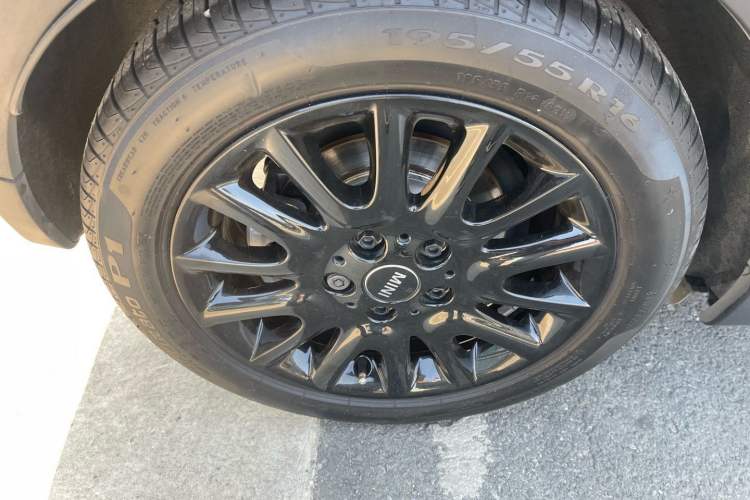 Used MINI 2018 1.5T ONE PLUS Exterior 8