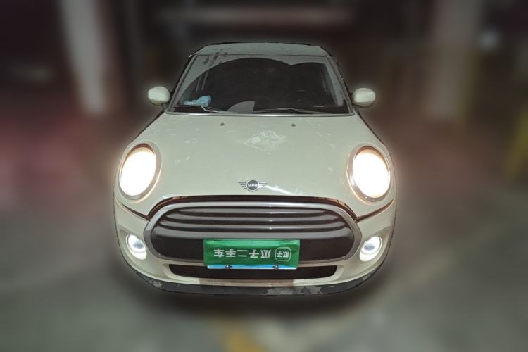 Used MINI 2018 1.5T ONE Five-Door Edition Front