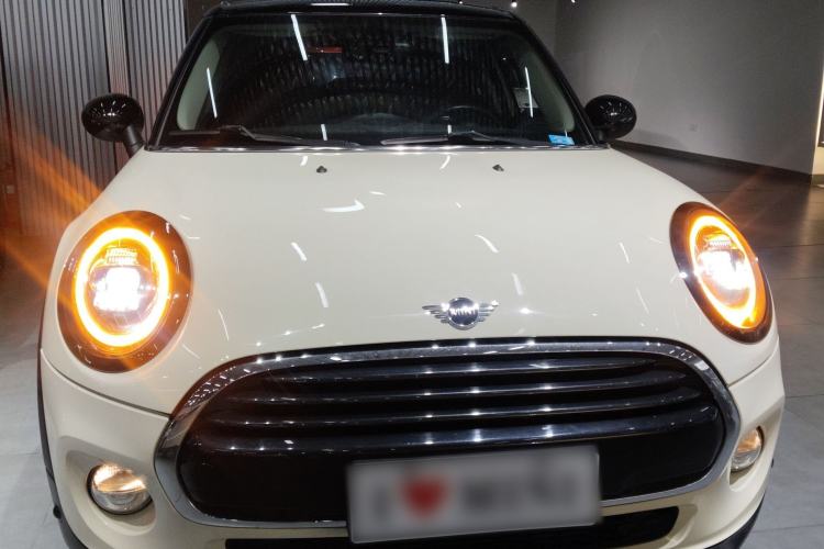 Used MINI 2018 1.5T COOPER Classic Edition Five-Door Version Front