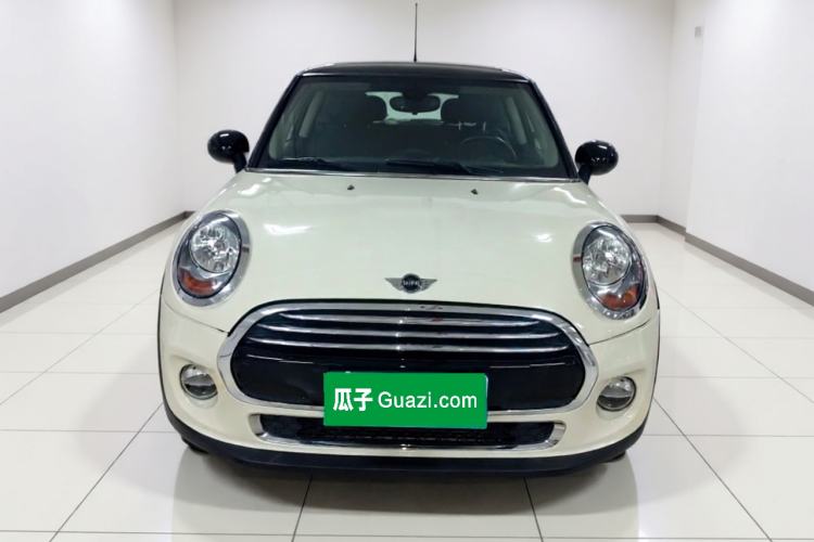 Used MINI 2018 1.5T COOPER Classic Edition Front