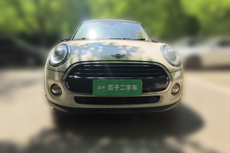 Used MINI 2018 1.5T COOPER Classic Edition Front