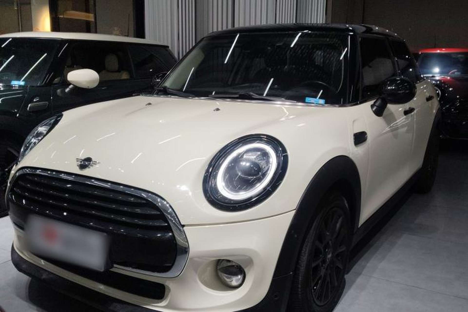 Used MINI 2018 1.5T COOPER Classic Edition Five-Door Version Front Left 45 Deg