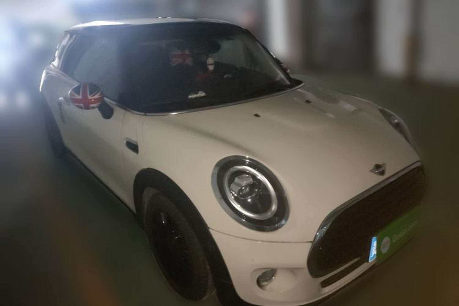 Used MINI 2018 1.5T COOPER Classic Edition Front Right 45 Deg