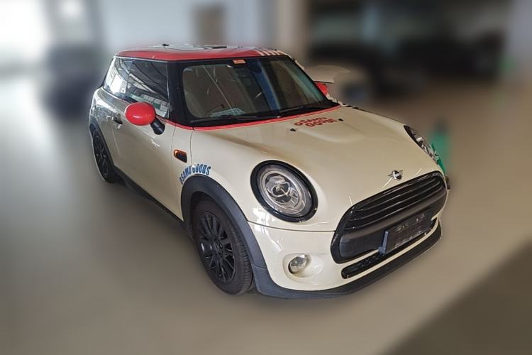 Used MINI 2018 1.5T ONE PLUS Front Right 45 Deg
