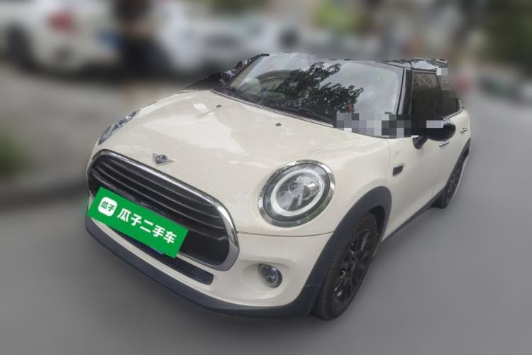 Used MINI 2018 1.5T COOPER Classic Edition Five-Door Version Guazi used car, China used car export, Used car for sale, Used MINI cars, Cheapest cars for sale