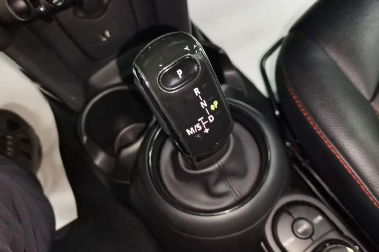 Used MINI 2018 1.5T ONE Gear Lever