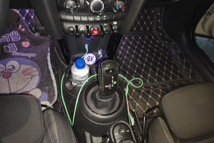 Used MINI 2018 1.5T COOPER Classic Edition Gear Lever
