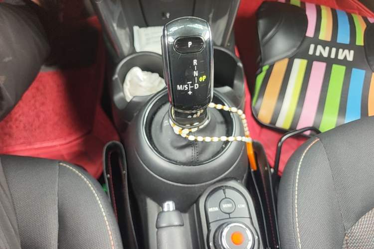 Used MINI 2018 1.5T ONE Gear Lever