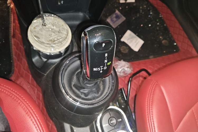 Used MINI 2018 1.5T ONE PLUS Gear Lever