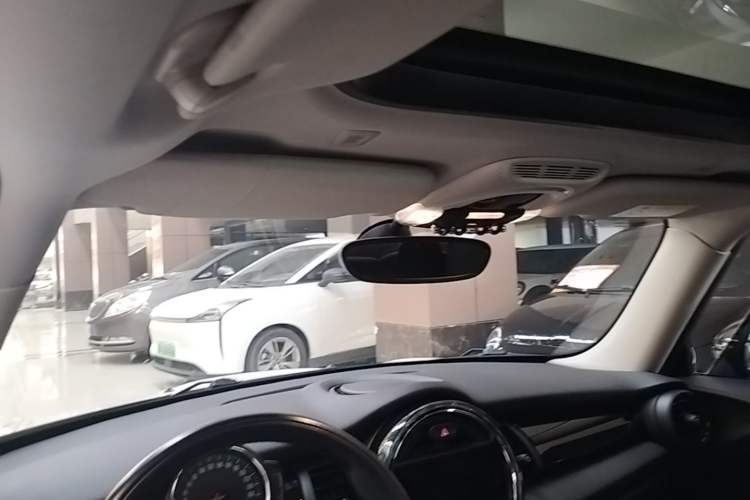 Used MINI 2018 1.5T COOPER Classic Edition Headliner