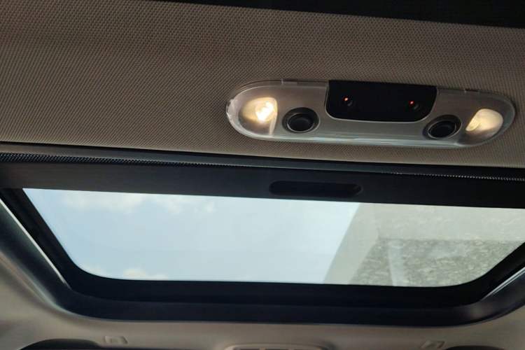 Used MINI 2018 1.5T ONE PLUS Five-Door Edition Headliner