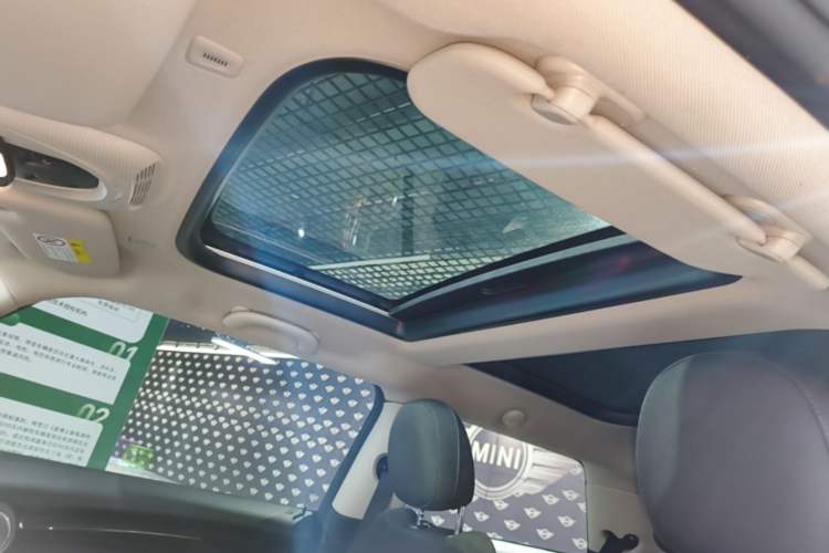 Used MINI 2018 1.5T COOPER Classic Edition Headliner