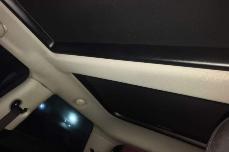 Used MINI 2018 1.5T COOPER Classic Edition Headliner