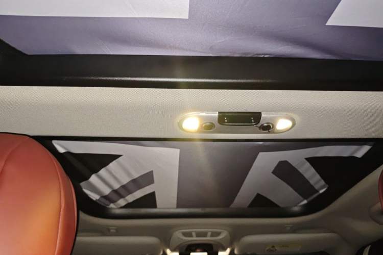 Used MINI 2018 1.5T COOPER Classic Edition Five-Door Version Headliner