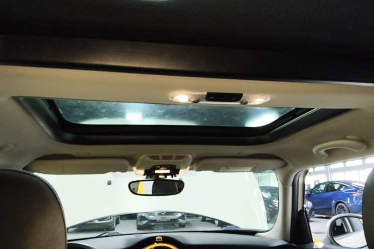 Used MINI 2018 1.5T ONE PLUS Five-Door Edition Headliner