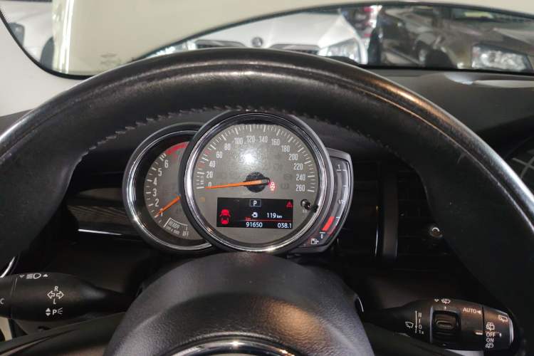 Used MINI 2018 1.5T ONE PLUS Five-Door Edition Instrument Cluster