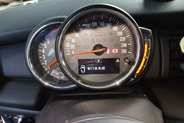 Used MINI 2018 1.5T ONE Five-Door Edition Instrument Cluster