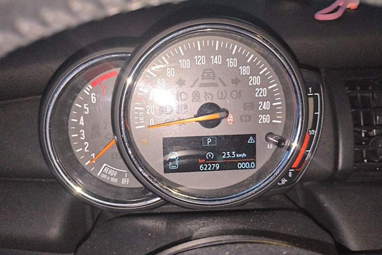 Used MINI 2018 1.5T ONE Five-Door Edition Instrument Cluster