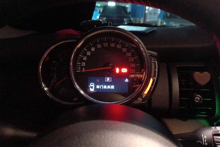 Used MINI 2018 1.5T ONE Instrument Cluster